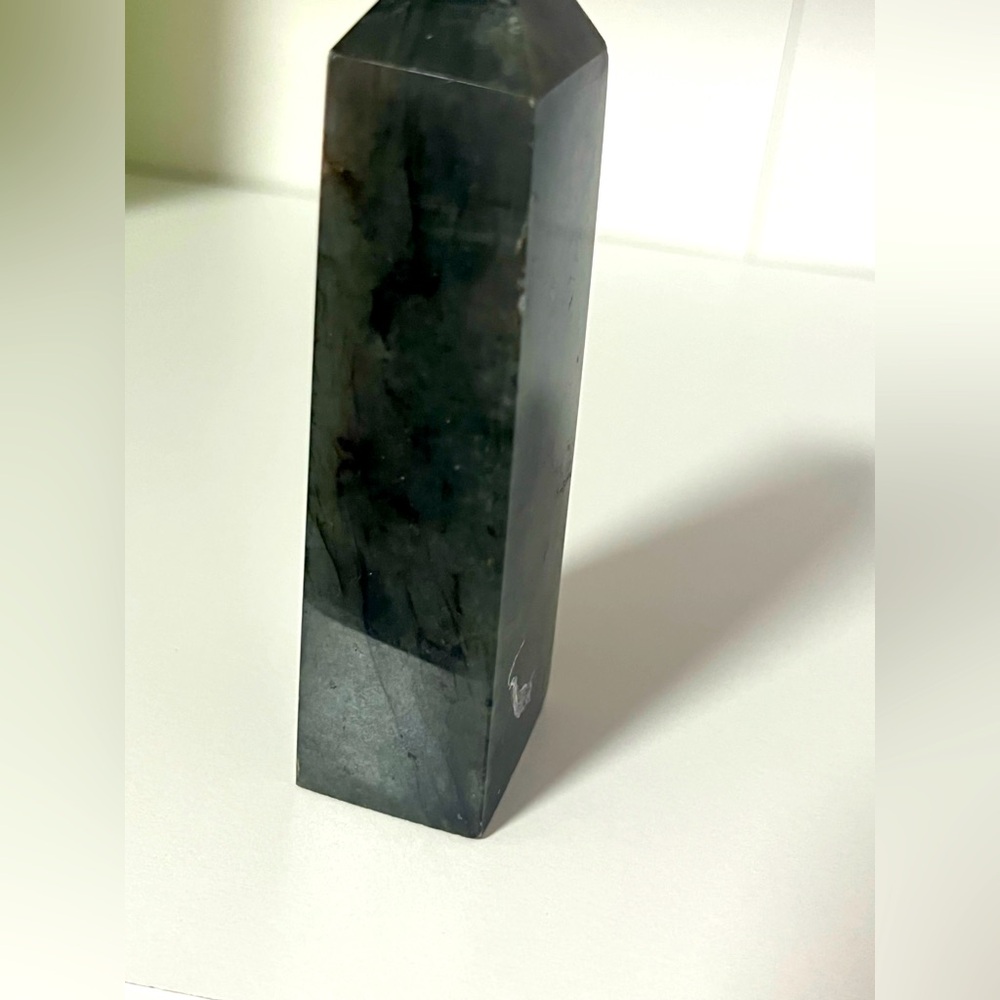 Labradorite Crystal Tower - Picture 5 of 7